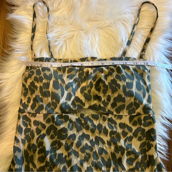 Aerie Bandeau Convertible One Piece Swimsuit Leopard Keyhole Tan size Medium - Picture 2 of 8